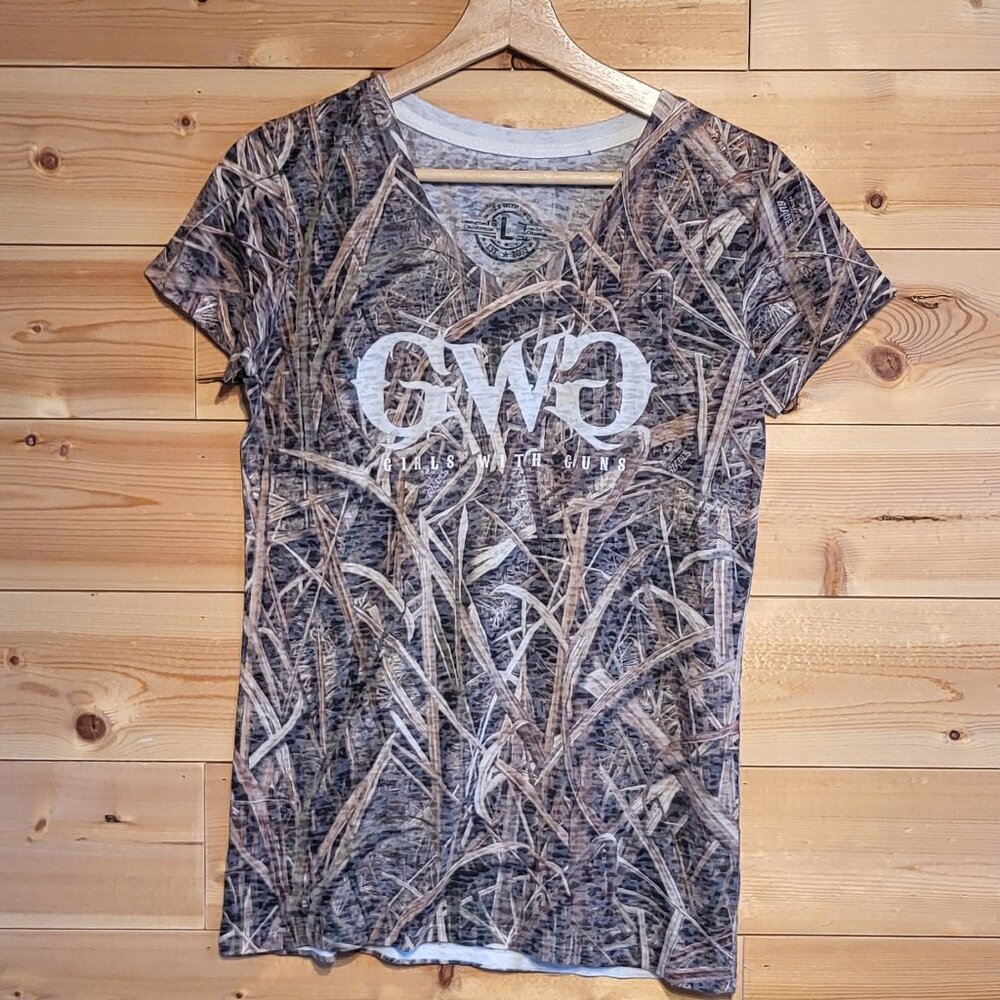 GWG Women's V-Neck Tee